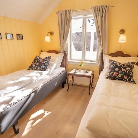 Husum Hotel Borgund Bagian luar foto